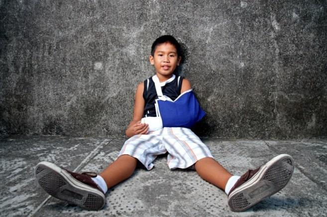 Bone Fracture (áĄáááŻá¸ááťááŻá¸ááźááşá¸)