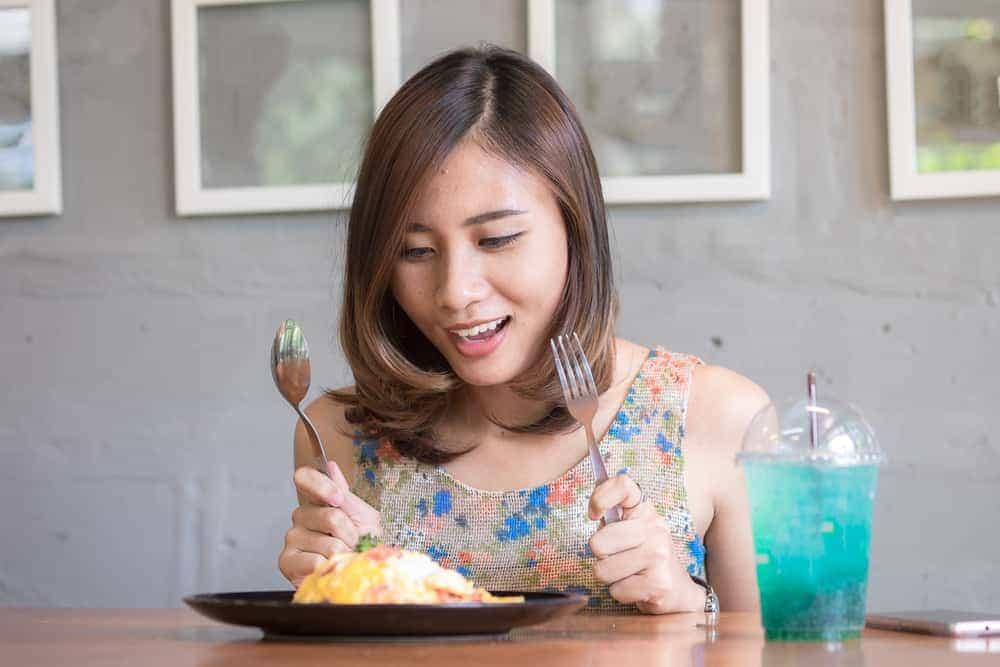 ဆယ်ကျော်သက်တို့အတွက် ကျန်းမာရေးနဲ့ ညီညွတ်သော သွားရည်စာများ