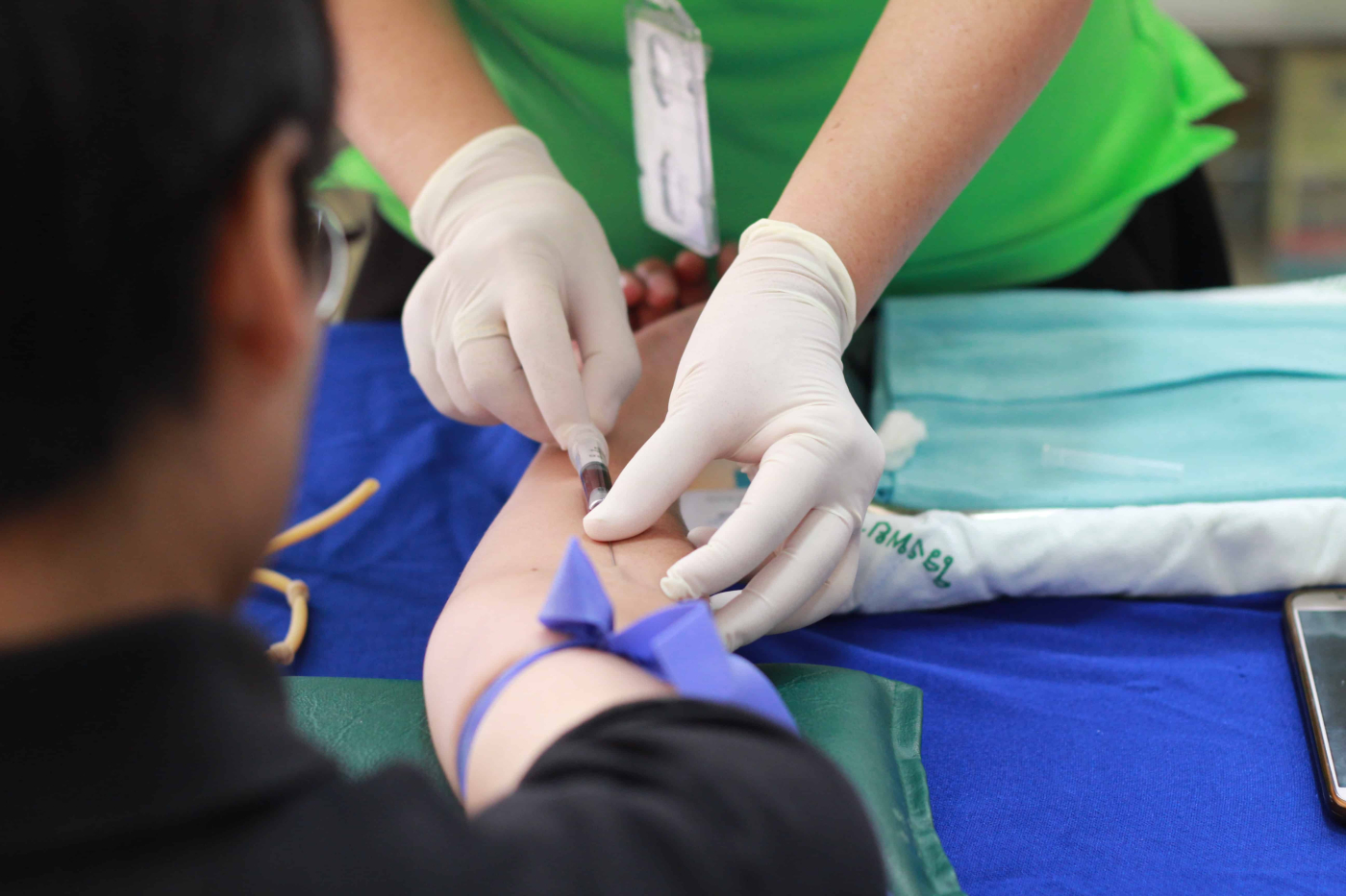 HIV (AIDS) áá˛áˇ ááąáŹááşáááşáá˝á˛ááąáŹááŤáĄáᯠ(áá)