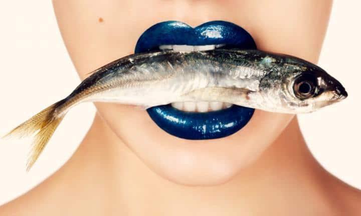 ခံတွင်းနံ့ဆိုးကို ဘယ်လိုဖျောက်မလဲ