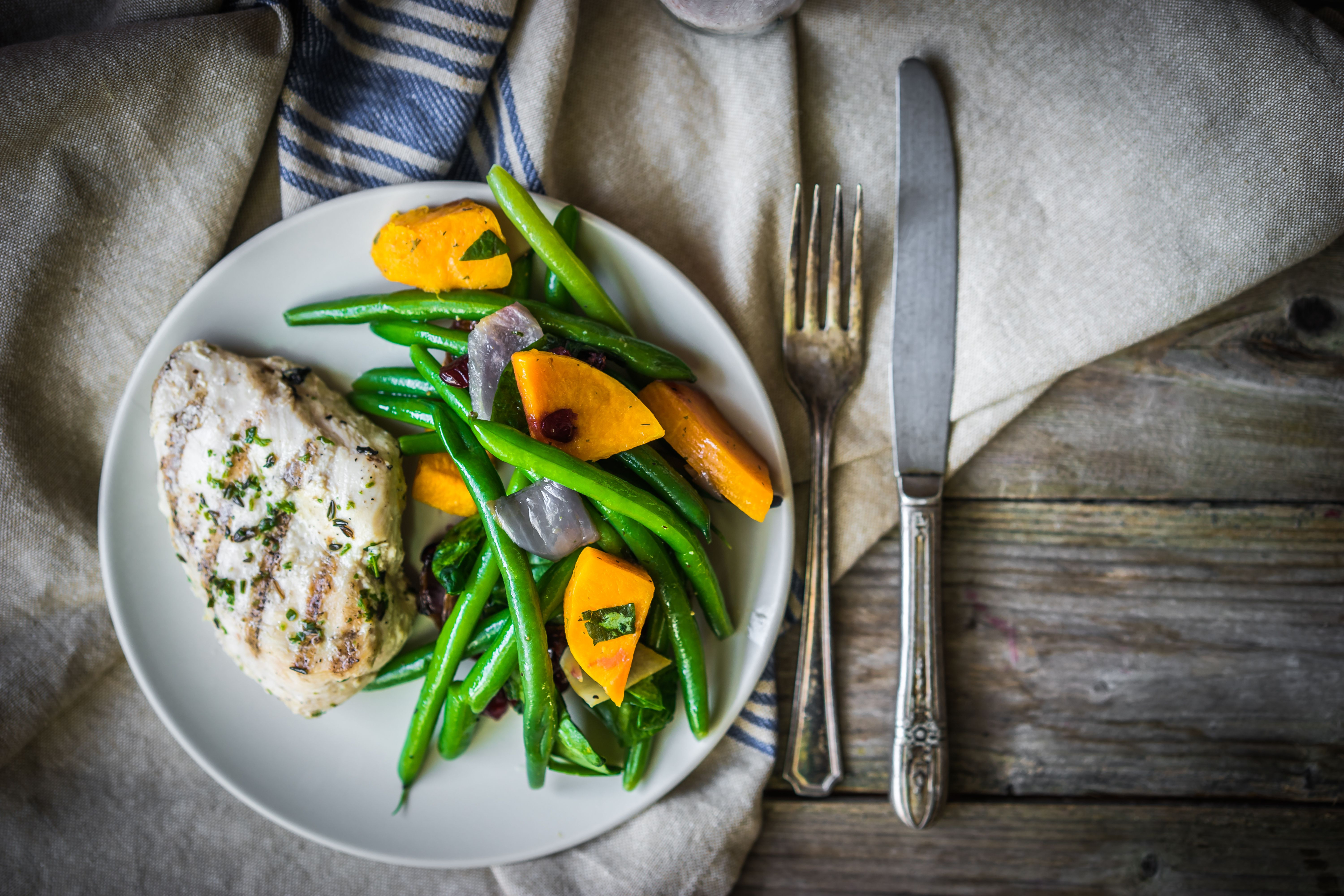 အအေးမိတုပ်ကွေးသက်သာစေမယ့် သဘာဝနည်းလမ်း (၇) ခု