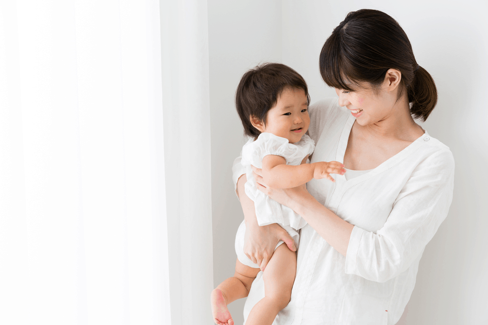 ကလေးနို့တိုက်နေတဲ့မေမေတိုင်း သိသင့်တဲ့ ရှောင်ရန် ဆောင်ရန် အချက်တွေ။ ။