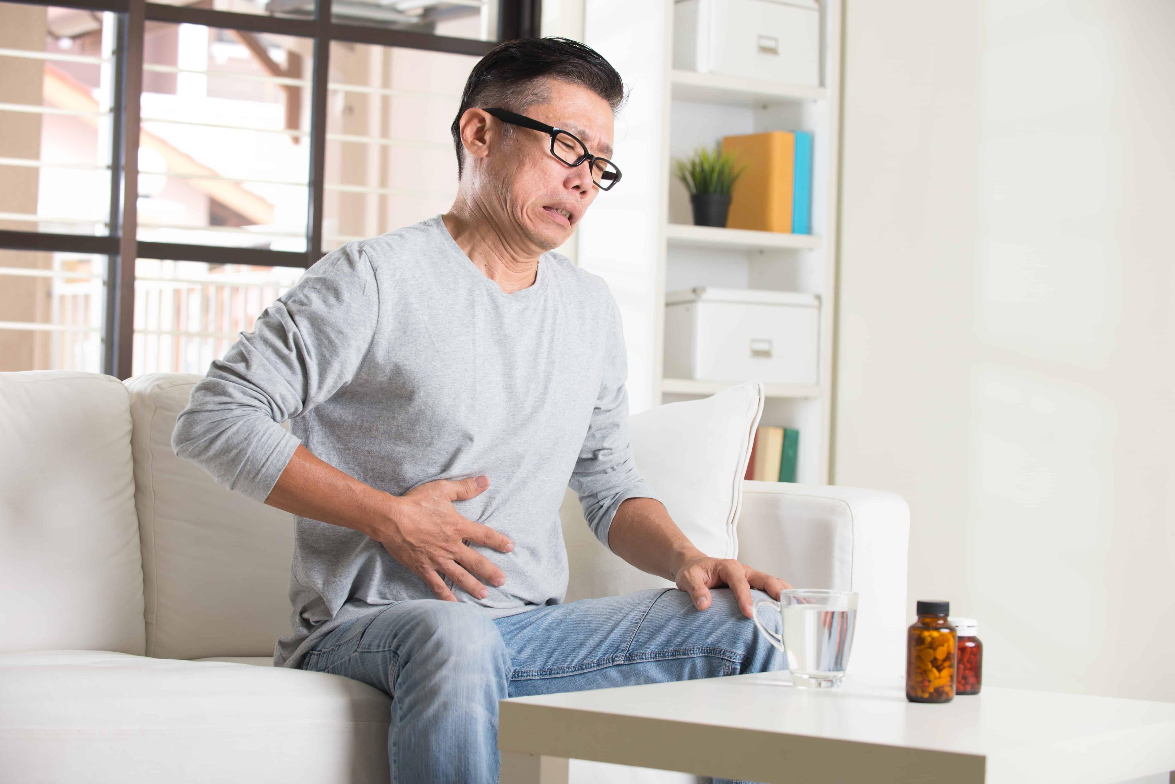 ဗိုက်အောင့်စေတတ်တဲ့ အကြောင်းအရင်း ပေါင်း သောင်းခြောက်ထောင် ။ ။