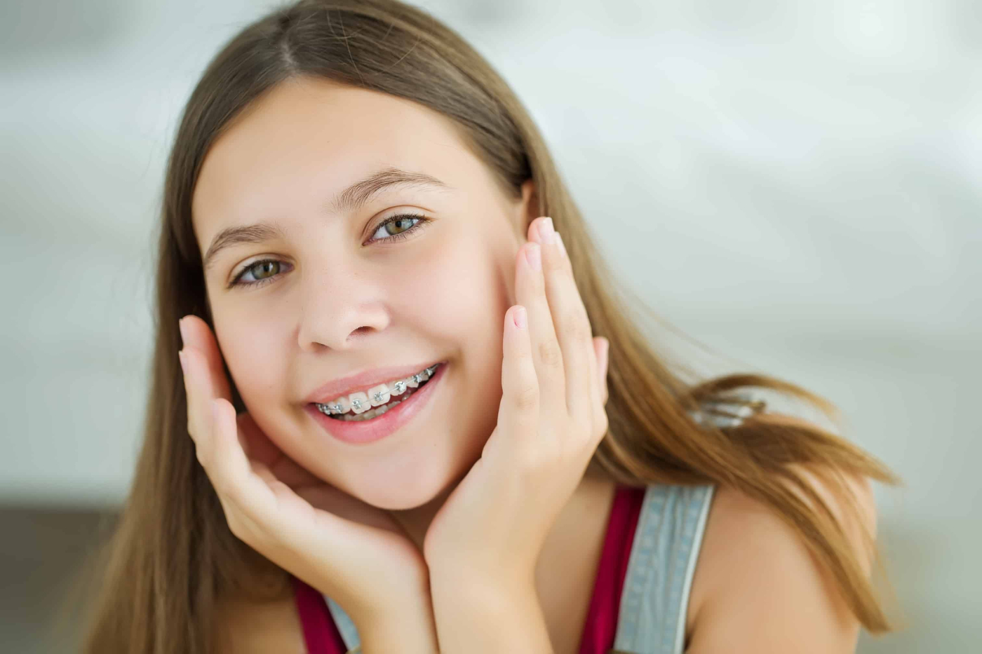 သွားထိန်းကိရိယာ (Braces) တပ်ပေးခြင်းရဲ့ ကောင်းကျိုးတွေ