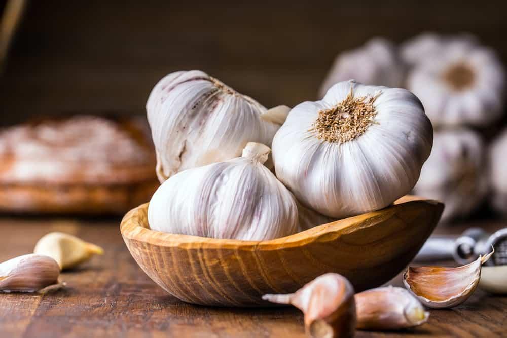 ways-to-use-garlic-for-gorgeous-skin