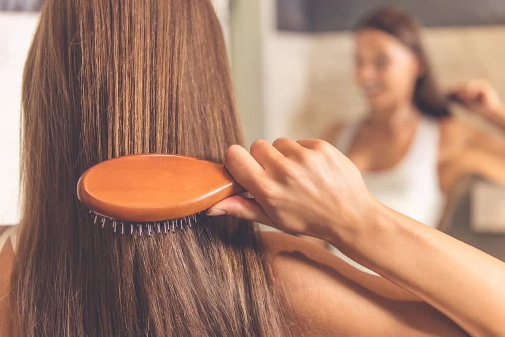 သင့်ဆံပင်နဲ့ ကိုက်ညီတဲ့ Hair Brush ကို ဘယ်လိုရွေးချယ်အသုံးပြုမလဲ