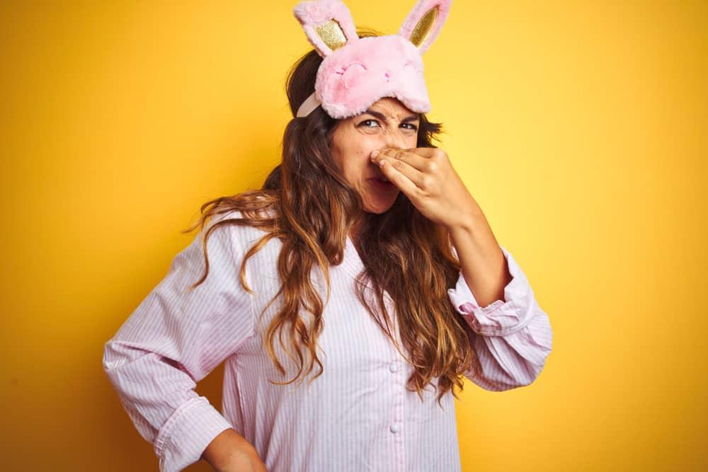 áĄáááşááťáąáŹáşááąá
ááş ááąáááşááźááşá¸ (Sleep Farting)