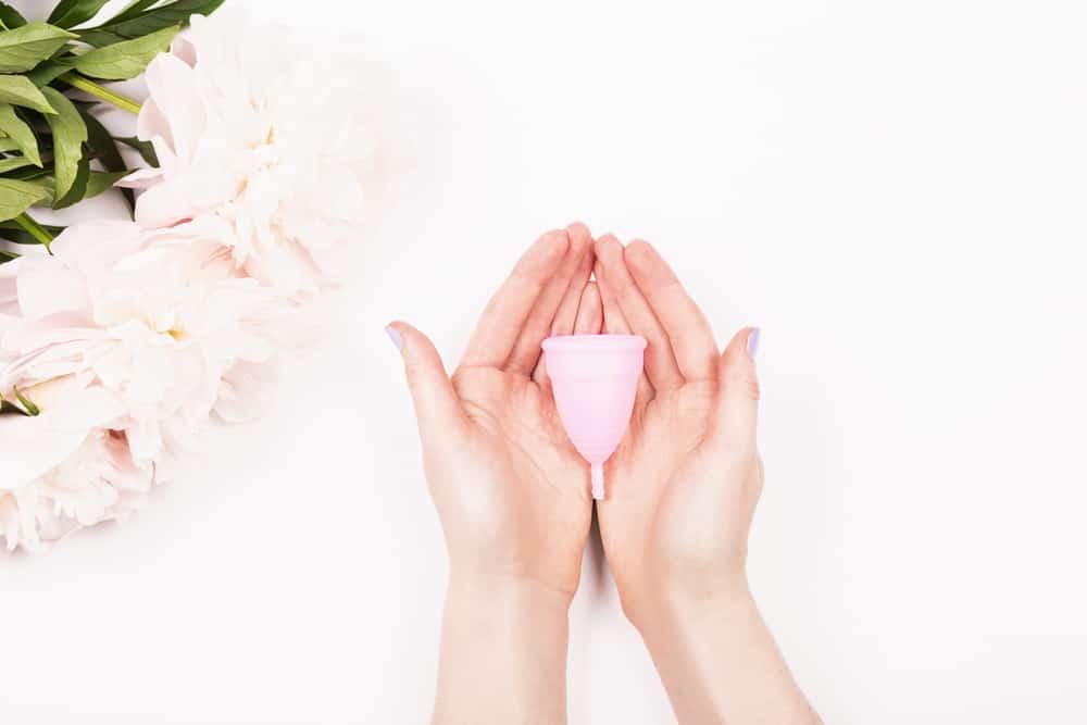 လူပြောများနေတဲ့ Menstrual Cup… တကယ်ရော ကျန်းမာရေးနဲ့ ညီညွတ်ရဲ့လား