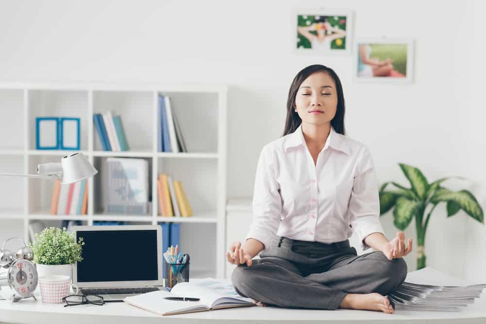 á
áááşááá
áŽá¸áážáŻááťáŹá¸áá˛áˇ Office life áážáŹ áĄáááşááźáąááťáąáŹáşáá˝ážááşááąáĄáąáŹááş áááşáááŻáááşááŽá¸áá°ááźááá˛á