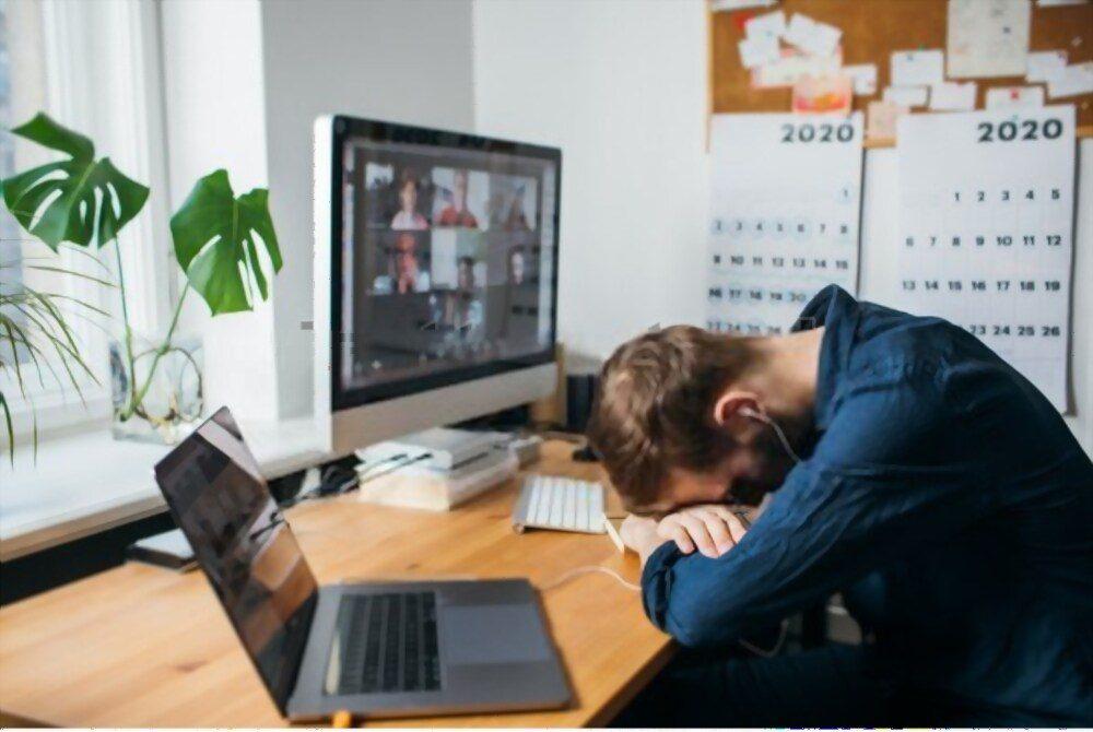 Zoom Fatigue သို့ Video Call ကြောင့် ဖြစ်လာတဲ့ ဖြစ်လာတဲ့ ကျန်းမာရေးထိခိုက်မှု