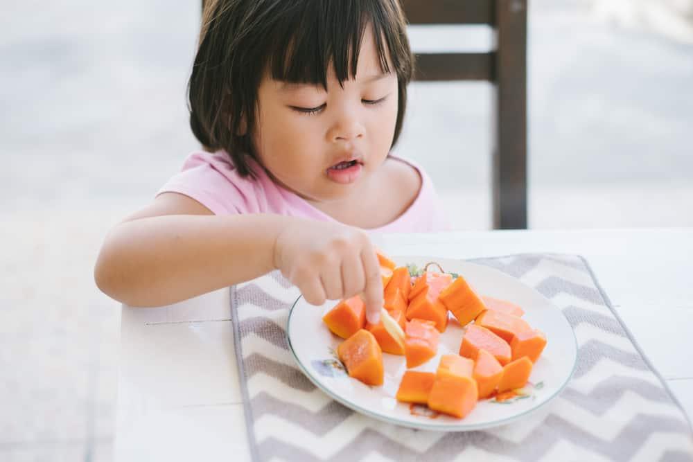 can-i-give-my-baby-papaya
