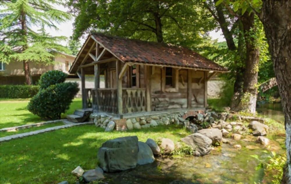 how-to-keep-home-cool-in-summer-naturally