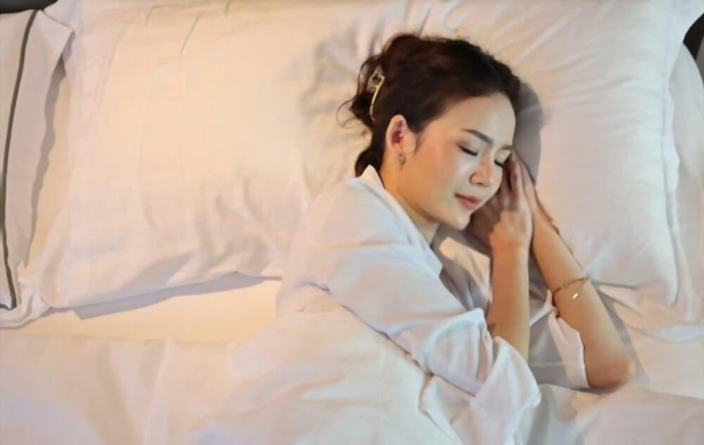 oversleep-and-health